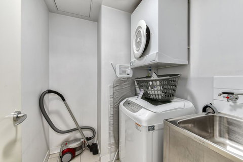 Flynn Brisbane - Accommodation in Bendigo 23