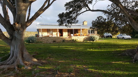 Ratcliff Cottage - Accommodation in Bendigo 1
