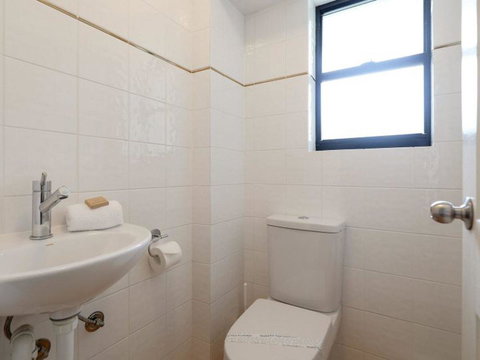 Mooloomba Five - Accommodation in Bendigo 1