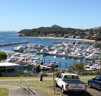 1 'Laman Lodge' 15 Laman Street - stunning air conditioned unit with water views and WIFI - Accommodation in Bendigo