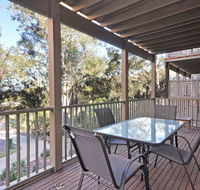 1 bedroom Executive Villa located within Cypress Lakes - Accommodation in Bendigo