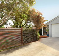 1/882 David Low Way Marcoola - 500 Bond Linen included pet friendly - Accommodation in Bendigo