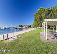 10 'Magnus Gardens' 7 Magnus Street - air conditioned  walk to town centre - Accommodation in Bendigo