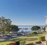 10 'Teramby Court' 104 Magnus Street - in Nelson Bay CBD with water views and WIFI - Accommodation in Bendigo
