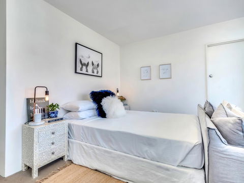 10 Barncleuth Square - Accommodation in Bendigo 3