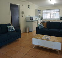 11 Bomburra Court - Rainbow Beach Comfortable Beach House Plenty of boat parking - Accommodation in Bendigo