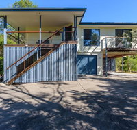 12 Ibis Court - Highset beach house with natural bushland gardens and covered decks - Accommodation in Bendigo