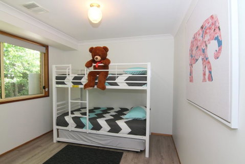 12 Mount Porepunkah Road - Accommodation in Bendigo 3