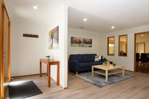 12 Mount Porepunkah Road - Accommodation in Bendigo 0