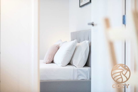 143, Summer Time Freshment In Melbourne Village - Accommodation in Bendigo 2