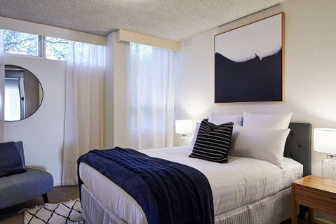 2 Bdrm South Yarra Apt With Balcony And Parking - Accommodation in Bendigo 2