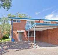 2/10 Catalina Close - Walk to Shoal Bay Beach - Accommodation in Bendigo