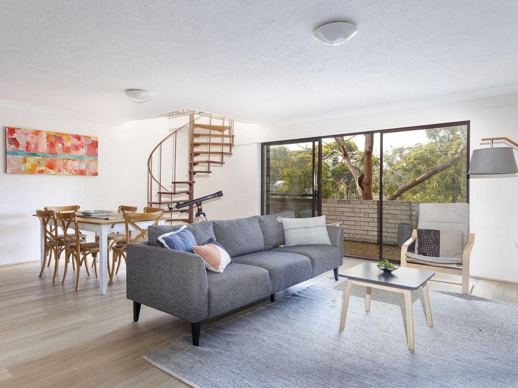 Hawks Nest NSW Accommodation in Bendigo
