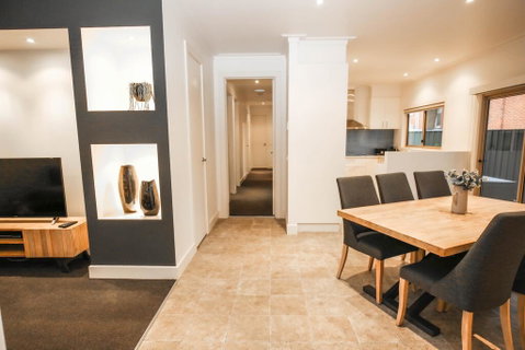 22 Riverside - Accommodation in Bendigo 2