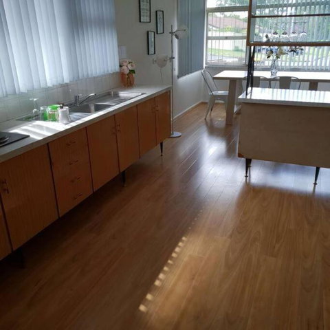 CAMPBELLTOWN HOLIDAY HOME 3 BED + FREE PARKING NCA039 - Accommodation in Bendigo 2