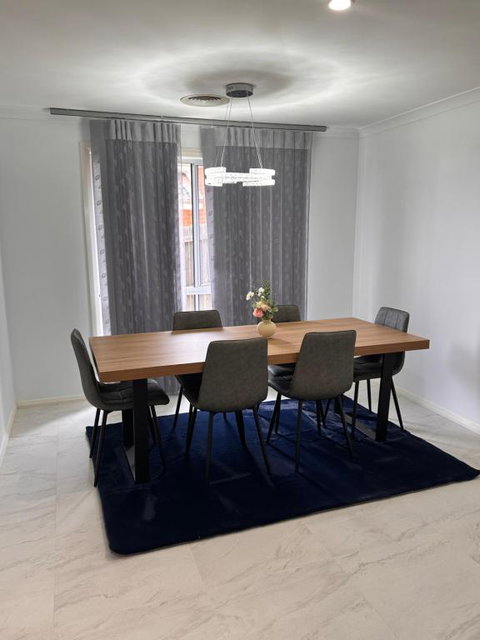 Canberra 3 Bedroom Home To Remember - Accommodation in Bendigo 2