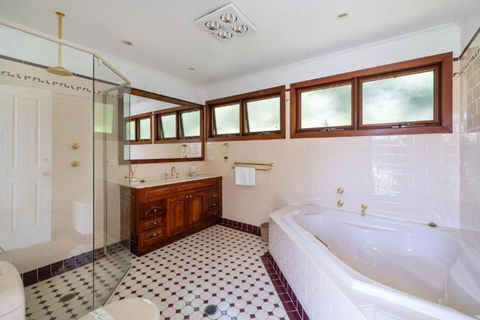 Charming House In Woolwich - Accommodation in Bendigo 4