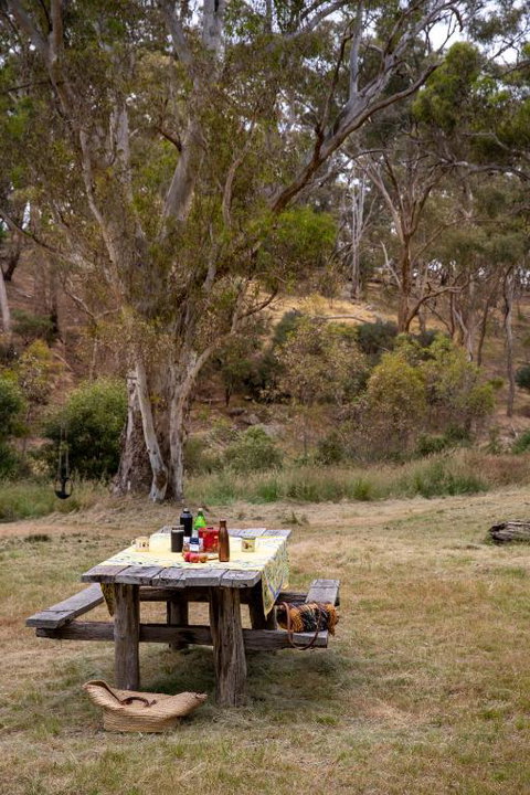 CHARTER FARM - FIND YOUR HAPPY HAMLET - Accommodation in Bendigo 4