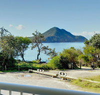 3 'Albacore' 12 Ondine Close - waterfront pool lift  views - Accommodation in Bendigo