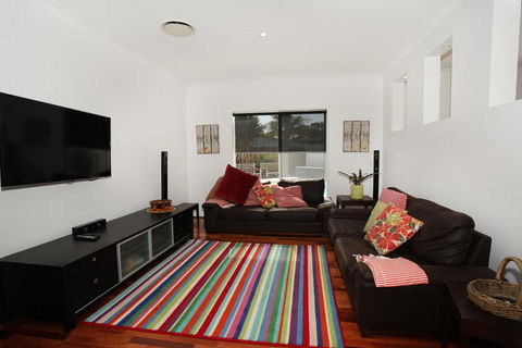 3 Bauhinia Crescent Marcoola - PET FRIENDLY, LINEN SUPPLIED, 500 BOND - Accommodation in Bendigo 3