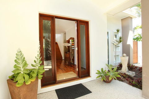 3 Bauhinia Crescent Marcoola - PET FRIENDLY, LINEN SUPPLIED, 500 BOND - Accommodation in Bendigo 1