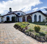 31 Rest Point Absolute Waterfront with Jetty - Accommodation in Bendigo
