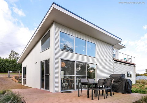 4 King Or 8 Single Beds WiFi, Netflix, Pet Friendly - Accommodation in Bendigo 0