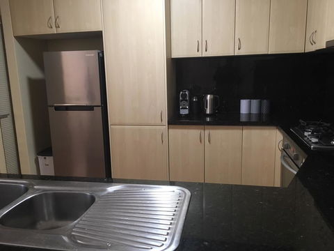 4x3 Townhouse In Rivervale - Accommodation in Bendigo 1