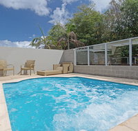 516 'Oaks Pacific Blue' 265 Sandy Point Road- private pool aircon WIFI - Accommodation in Bendigo