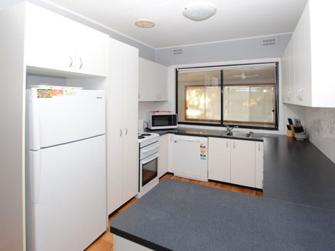 59 Wharf Street Opposite Bowling Club - Accommodation in Bendigo 1