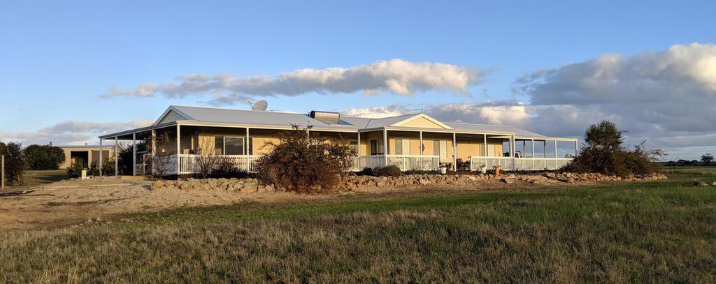 Gwambygine WA Accommodation in Bendigo