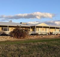 A Better Life Animal Sanctuary FarmStay - Private Two-Bedrooms Lounge Room  Bathroom  Toilet Shared Kitchen - Accommodation in Bendigo