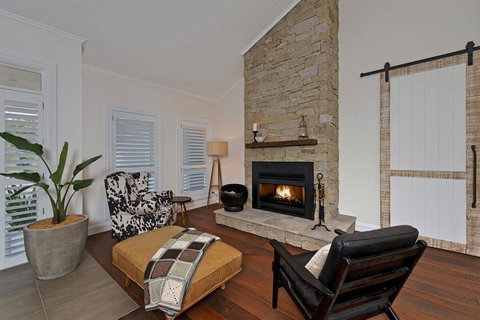 A Home Like Few Others - Accommodation in Bendigo 2