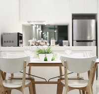 A Modern 2BR Apt Near Federation Square - Accommodation in Bendigo
