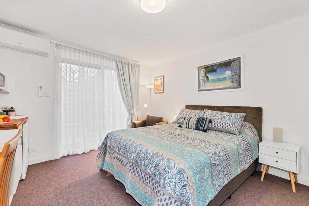 Silver Sands WA Accommodation in Bendigo