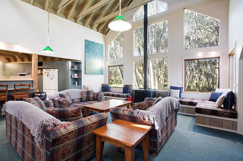 Absinthe - Accommodation in Bendigo 2
