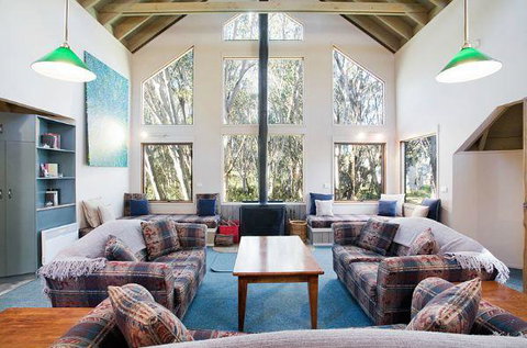 Absinthe - Accommodation in Bendigo 1