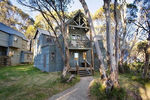 Absinthe - Accommodation in Bendigo 0