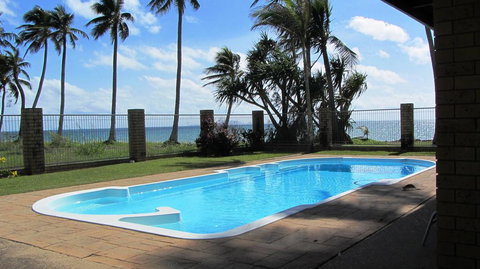 ABSOLUTE BEACH FRONT MACKAY - Comfort Resort Blue Pacific - Accommodation in Bendigo 1
