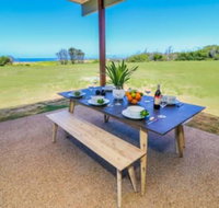 Absolute Beachfront  Secluded New Home - Accommodation in Bendigo