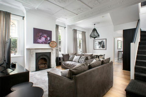 Elegant 3-Bed Heritage House With Swimming Pool - Accommodation in Bendigo 1