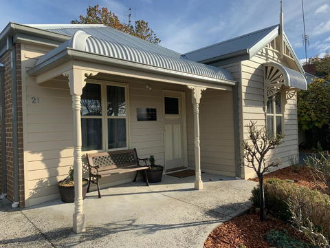 Elmsford Cottage - Accommodation in Bendigo 1