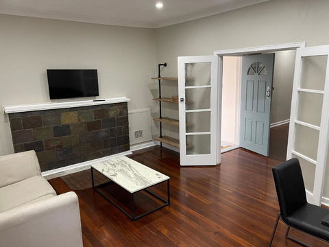 Executive Central Home - Accommodation in Bendigo 3