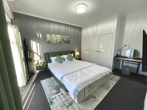 Equitice Spring Moonlight Villa - Accommodation in Bendigo 4