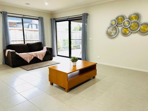 Family Friendly House - Accommodation in Bendigo 2