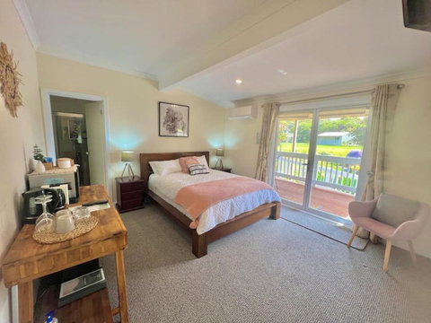 Galbraith Beach Studios - Studio 3 - Accommodation in Bendigo 1
