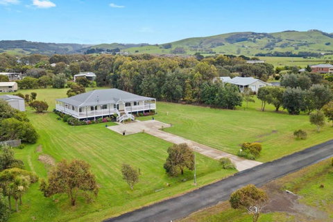 Galbraith Beach Studios - Studio 3 - Accommodation in Bendigo 2