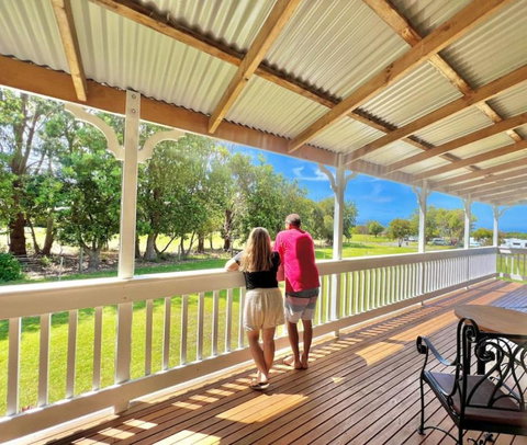 Galbraith Beach Studios - Studio 3 - Accommodation in Bendigo 4