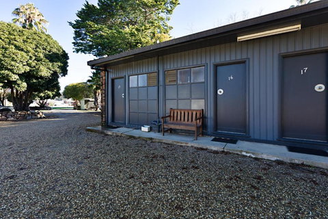 Gardenview - Accommodation in Bendigo 4