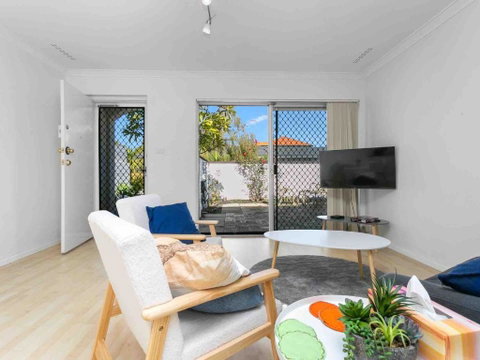 Getaway Villa 2br, Sleeps 4, Near Beach - Accommodation in Bendigo 2